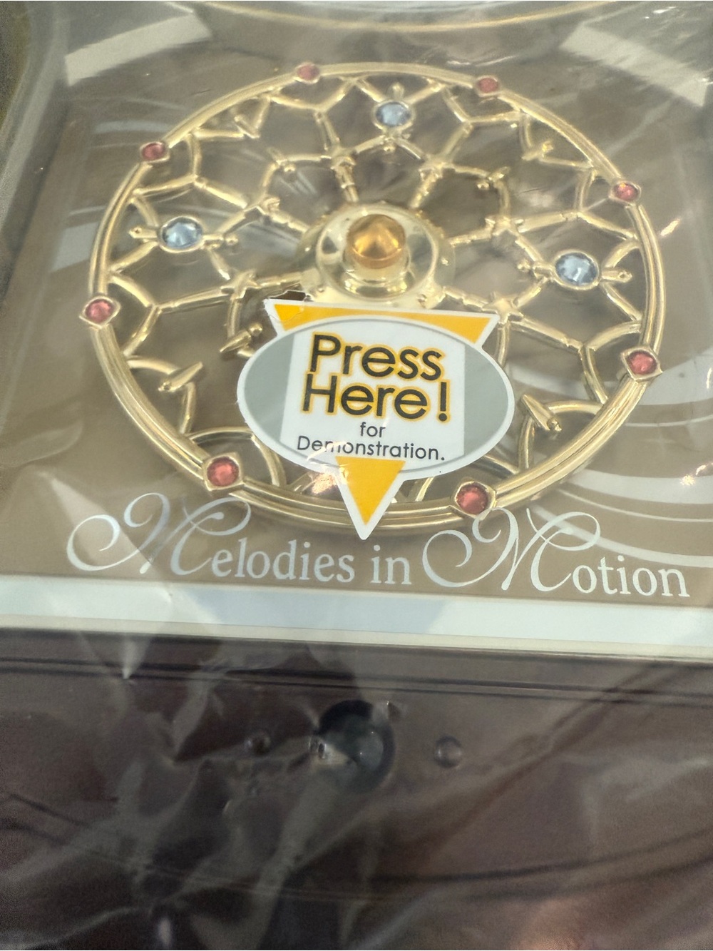 Seiko Brown, Cream and Gold Musical Motion Wall Clock - Picture 3 of 11